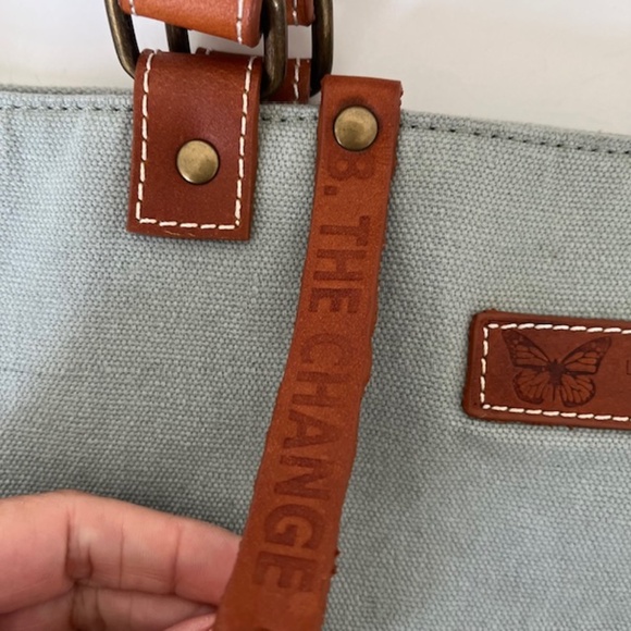 Le Papillon " Be The Change" Large Grey Canvas Tote - Picture 3 of 8